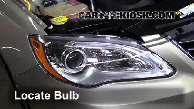 2013 Chrysler 200 Limited 3.6L V6 FlexFuel Sedan Éclairage Feu clignotant avant (remplacer l'ampoule)